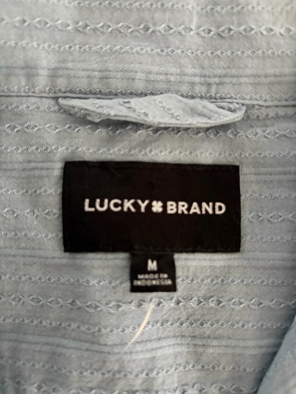 Lucky Brand Men’s Light Blue Short-Sleeve Shirt size Medium Cotton Dobby Stripe - Picture 4 of 14